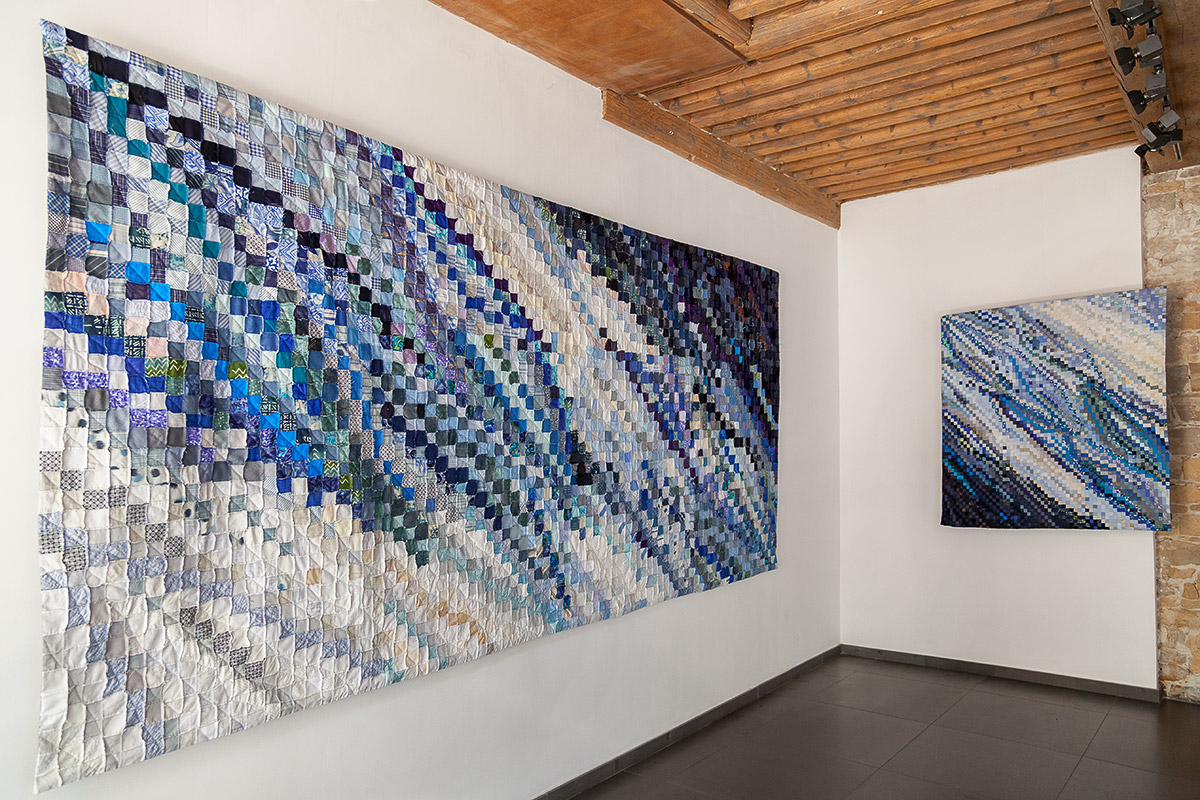 Sabine Cibert - Art Textile Contemporain - Perspective Eau Vive 2 - et vue partielle de Eau Vive 1